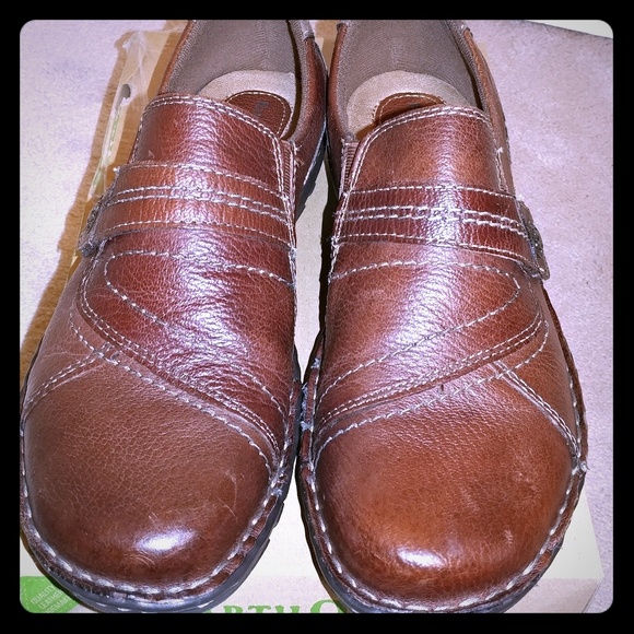 Earth Origins by Earth Shoes - Size 10 Earth Orgins find by Earth Loafers